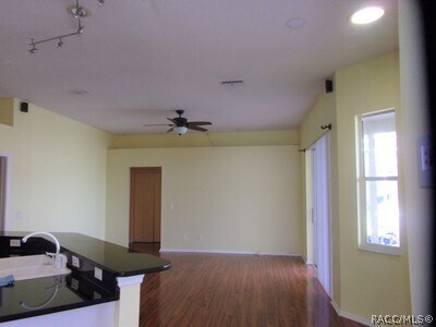 Building Photo - 174 N Bluestem Point