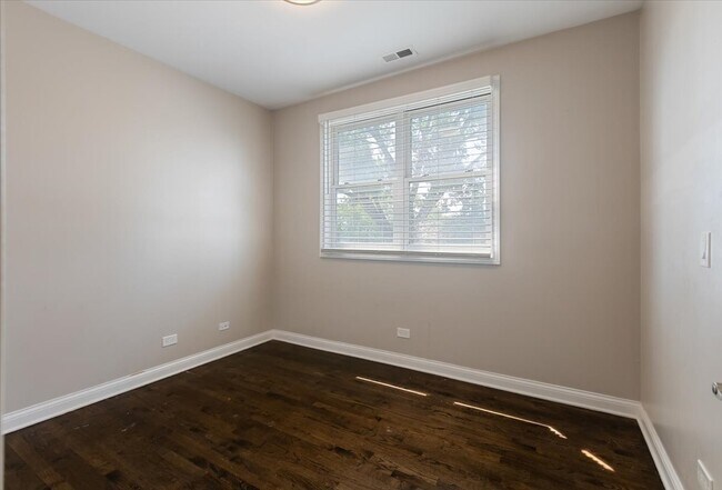 Building Photo - 4541 S Evans Ave