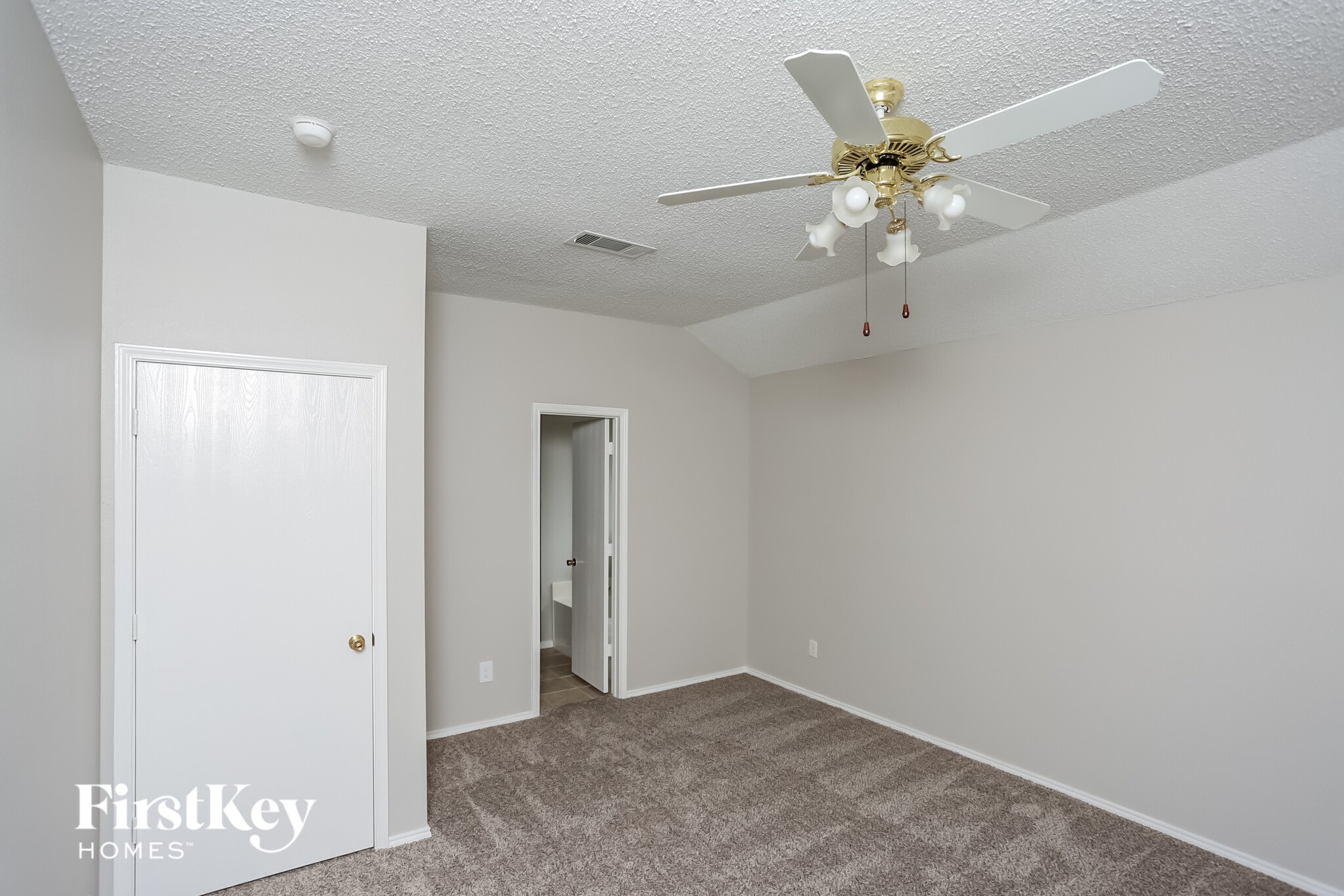 Building Photo - 433 Asbury Dr