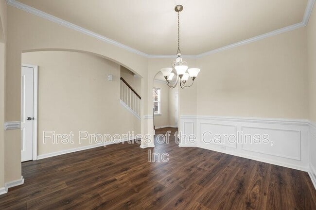 Building Photo - 6012 Thorburn Way