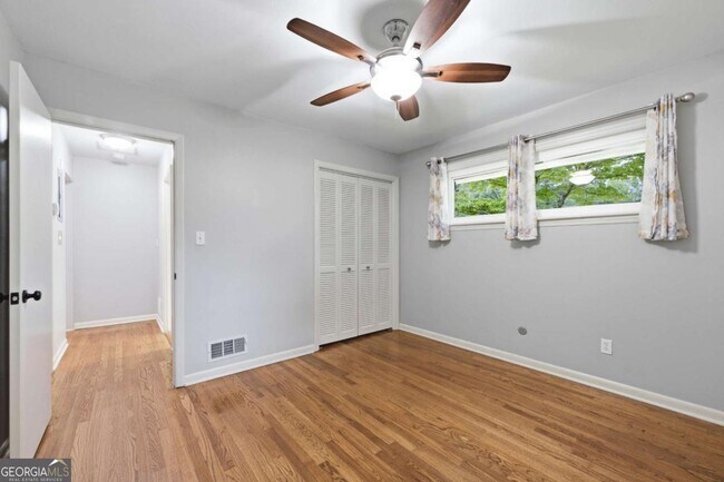 Building Photo - 1171 Starline Dr