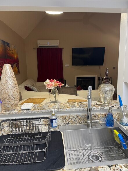 Building Photo - 13 Fox Rdg