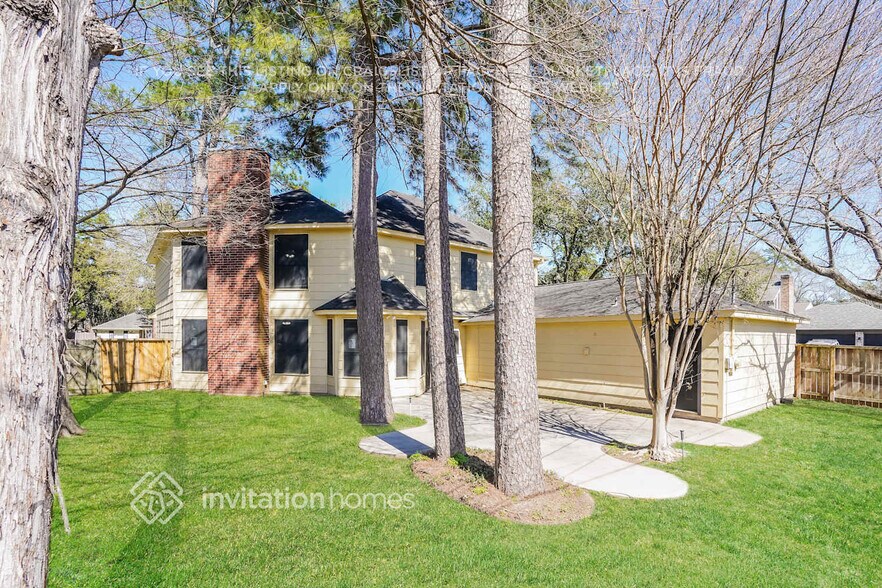 Building Photo - 11903 Gardenglen Dr