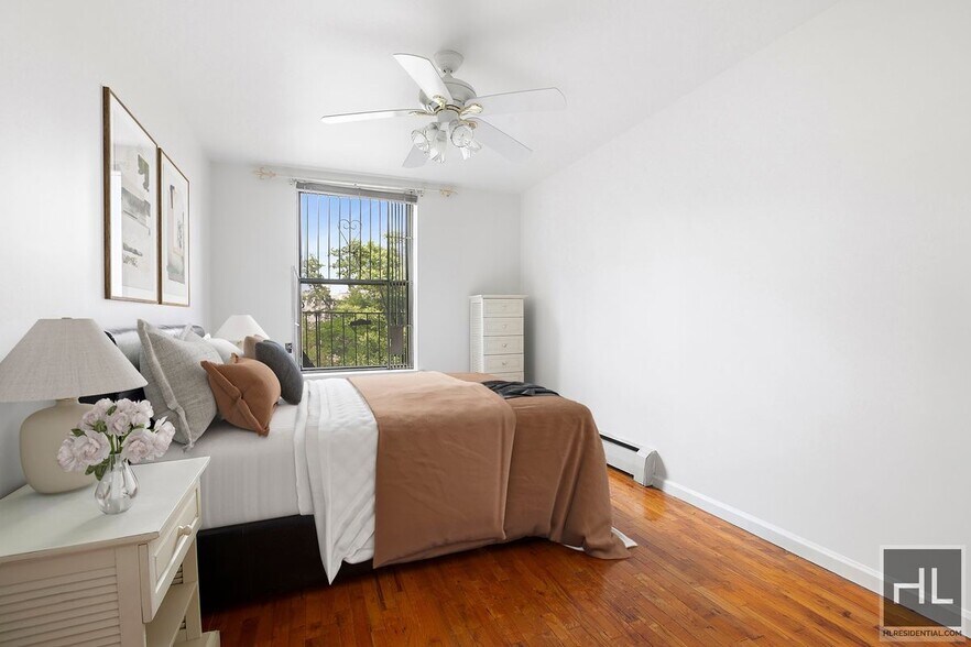 Building Photo - Steps to Central Park & Subways: Massive Kingsize 1BR at St Nicholas Court Condominium