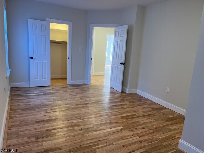 Building Photo - 90 Burchard Ave