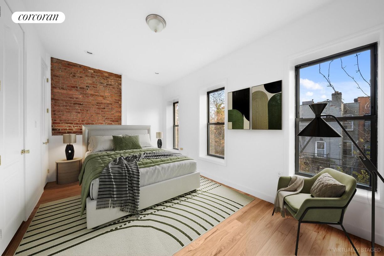 Building Photo - 762 Hancock St