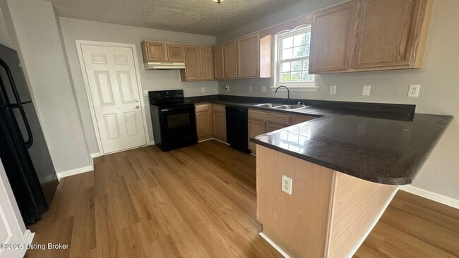 Building Photo - 7901 Bridlewood Pl