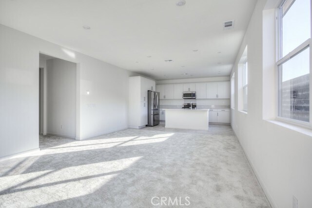 Building Photo - 15812 Caterpillar Dr