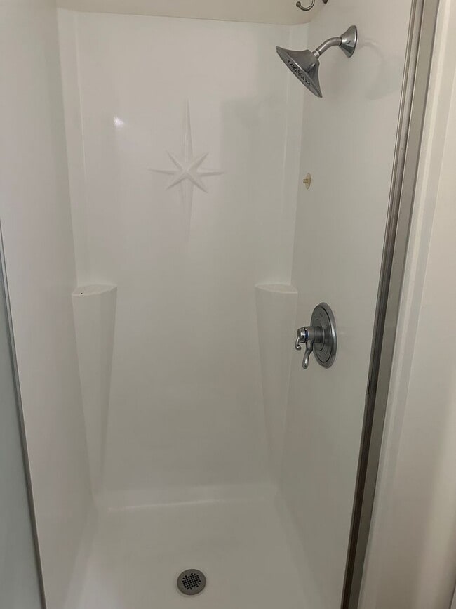 Building Photo - HOLIDAY SPECIAL ~ Home for Rent!