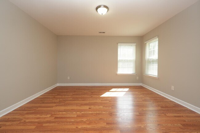 Building Photo - 11539 Stewarts Crossing Dr
