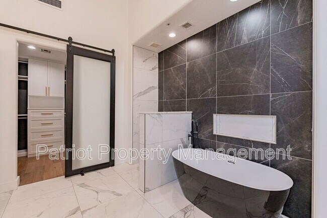 Building Photo - 13607 E Geronimo Rd