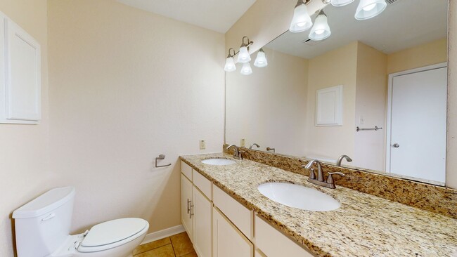 Building Photo - ONLY $1395 PLUS FREE FEBRUARY RENT!!!!