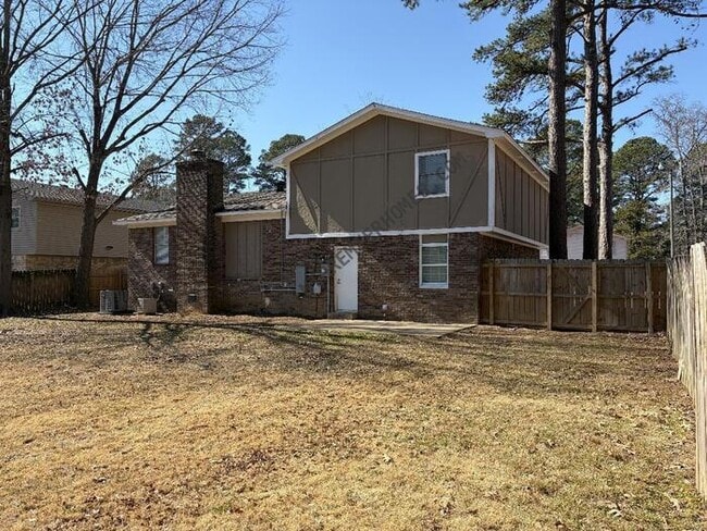 Building Photo - 10801 Excalibur Dr