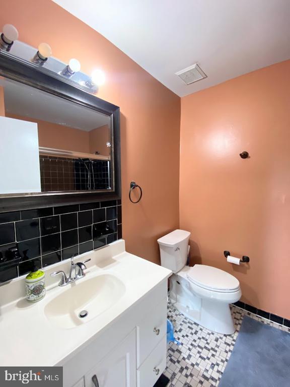 Building Photo - 203 S Snowdon Ct