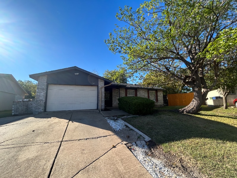 Building Photo - 1702 Novel Cir