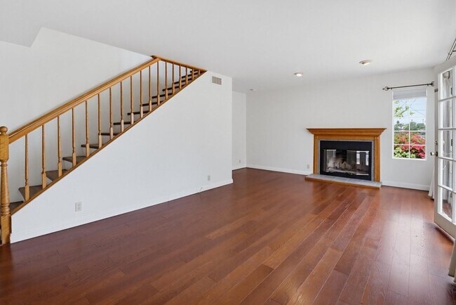Building Photo - Beautifully Maintained Home in La Mesa — 3 Bed / 2 Bath | 1,600 Sq Ft