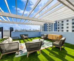 Building Photo - Santa Clara II