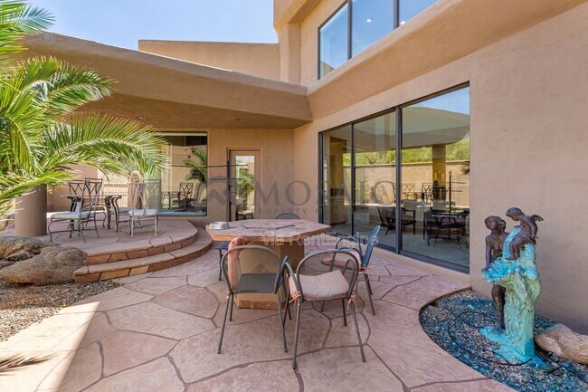 Building Photo - 13448 E Bloomfield Dr