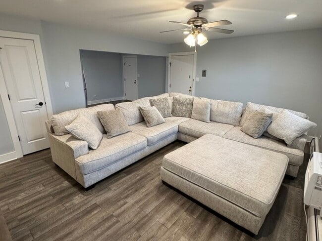 Building Photo - 1443 Homestead Rd