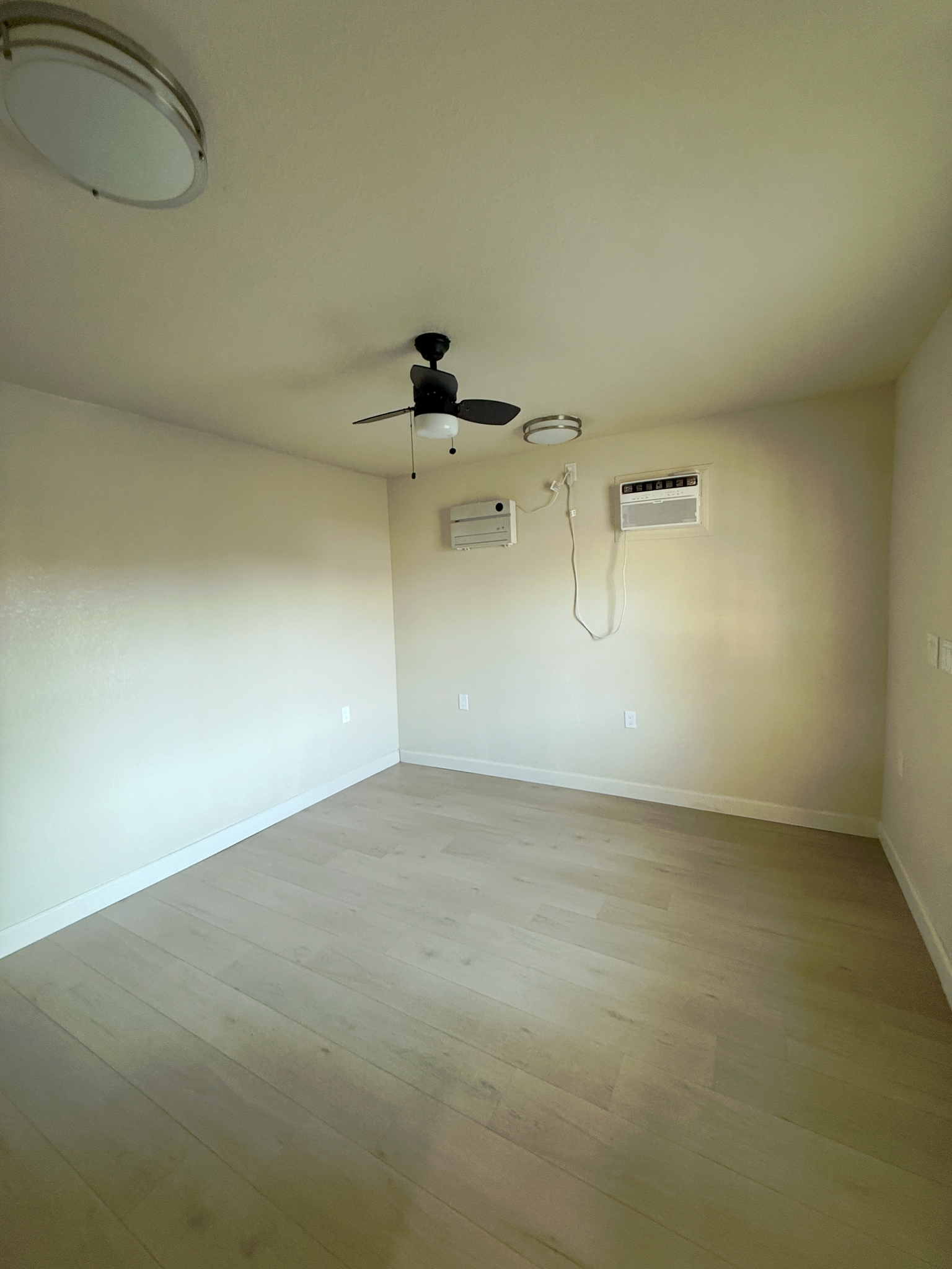 Bedroom w/ AC and Heating - 1729 36th St