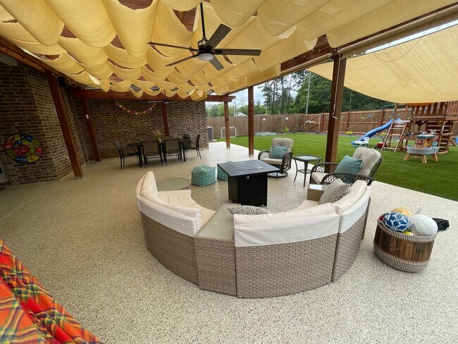 Building Photo - Gorgeous 3 Bedroom Home in Lucien Fields - Only 5 Years Old!