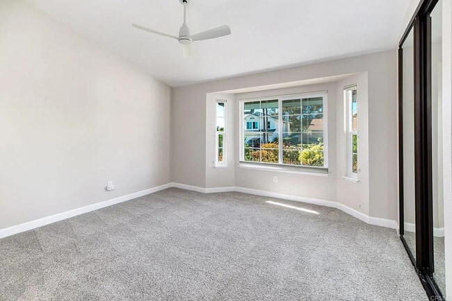 Building Photo - 2725 Glasgow Dr