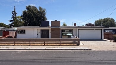 Building Photo - 2748 Eastgate Ave