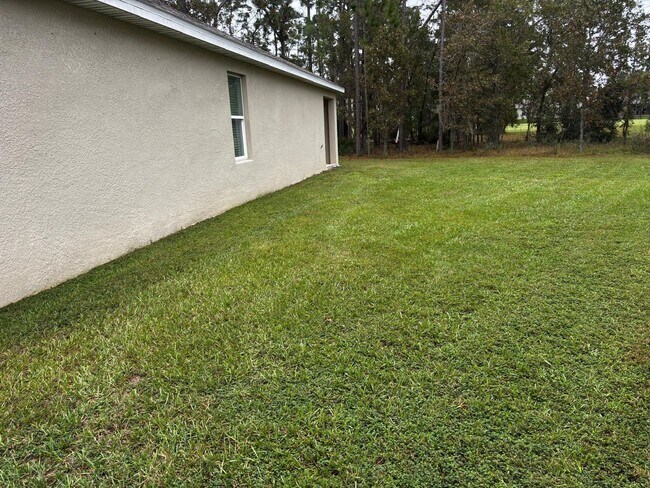 Building Photo - Lake Diamond North 4 Bed, 2 Bath