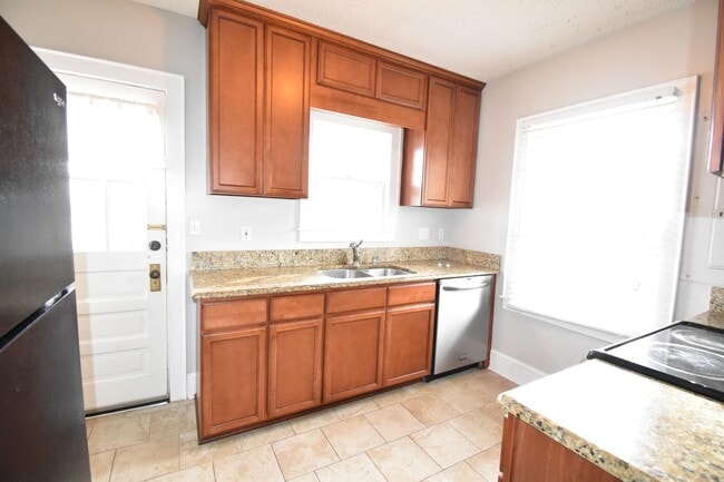 Building Photo - Coming Soon~3 Bedroom and 2 Bath Home- Bonus Room (Pets Considered)