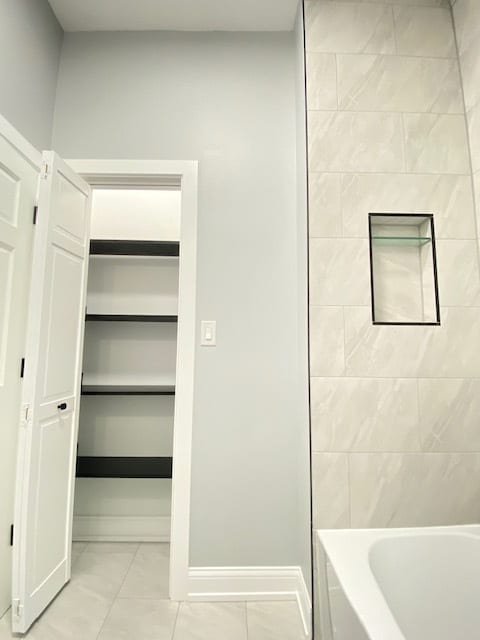 Bath Closet - 1305 E 69th St
