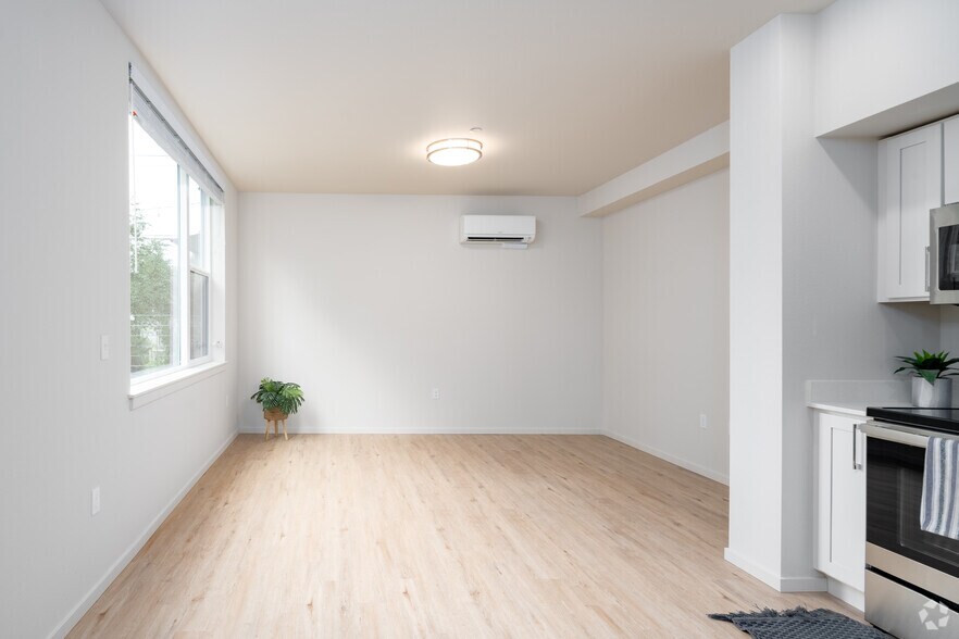 Ainsworth Terrace Apartments 607 S Ainsworth Ave WA 98405