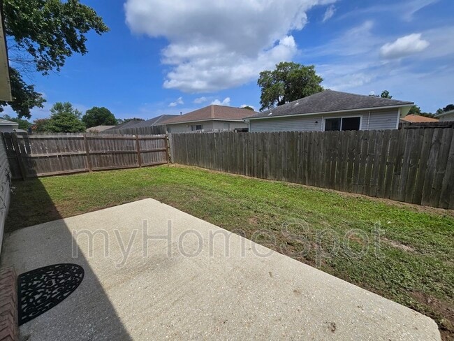 Building Photo - 1082 Antigua Cir