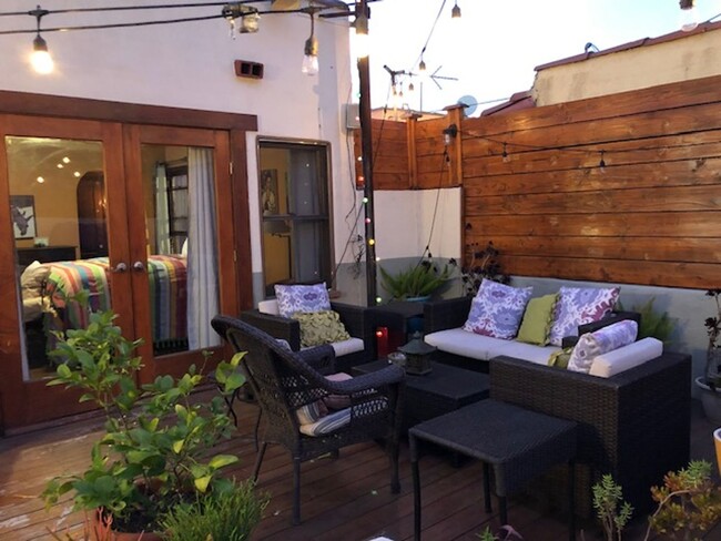 Building Photo - Charming Leimert Park Home