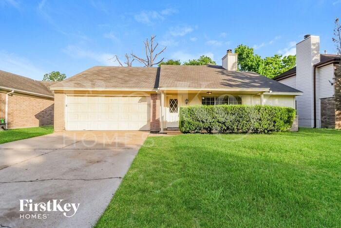 Primary Photo - 22626 Guardsman Ln