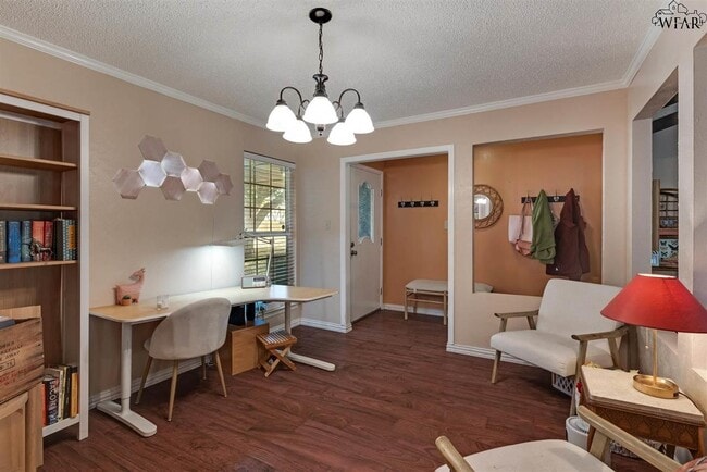 Building Photo - 5607 Briargrove Dr