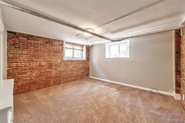 Building Photo - 2607 E 14th Ave