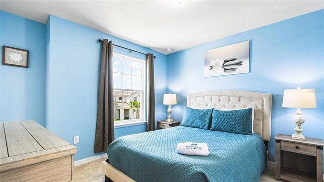 Building Photo - 7219 Oakmoss Loop