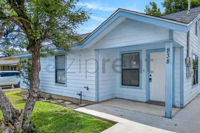 Building Photo - 838 McCauley Blvd