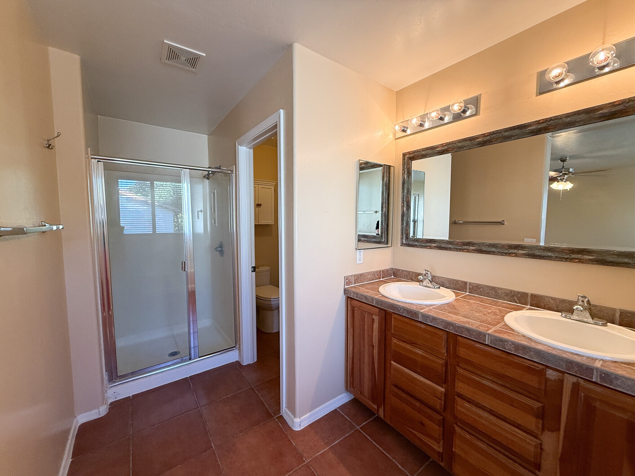 Building Photo - 2771 N Saramano Ln