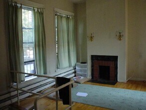 Building Photo - 423 Shawmut Ave