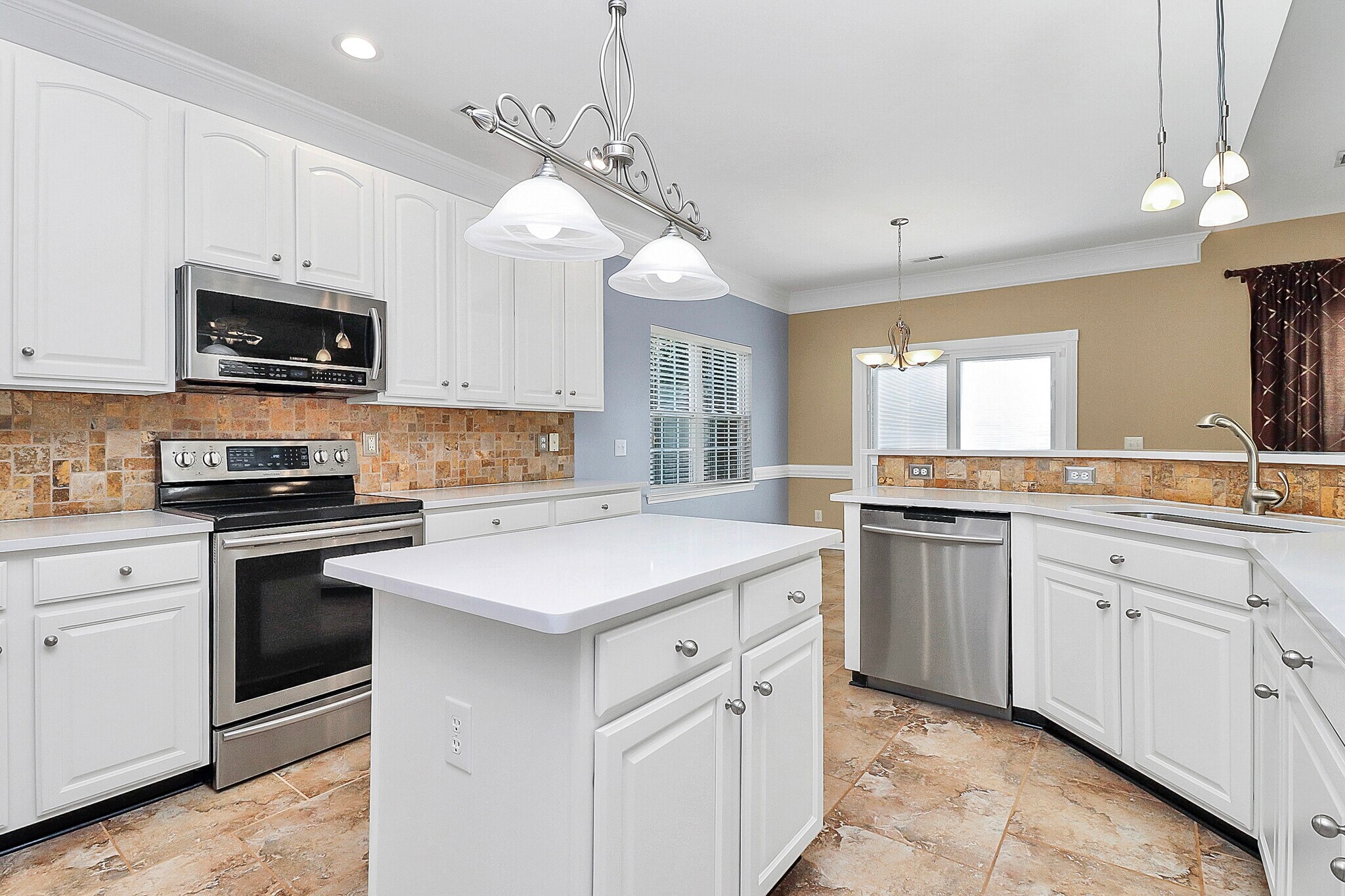 Building Photo - 17444 Baldwin Hall Dr