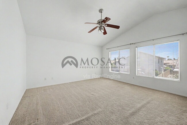 Building Photo - 820 N Granada Dr