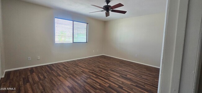 Building Photo - 14236 N Oakwood Ln