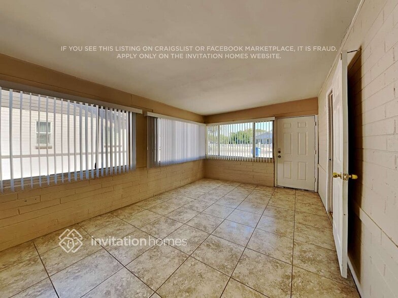 Building Photo - 6242 N 23rd Ave