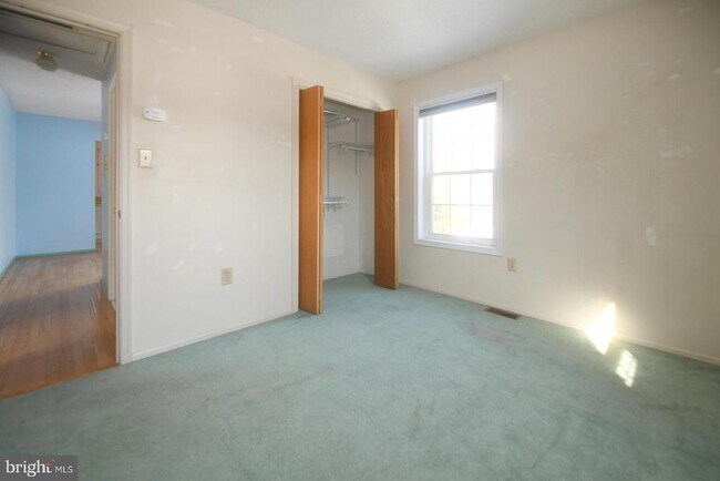 Building Photo - 1114 Ellingwood Dr