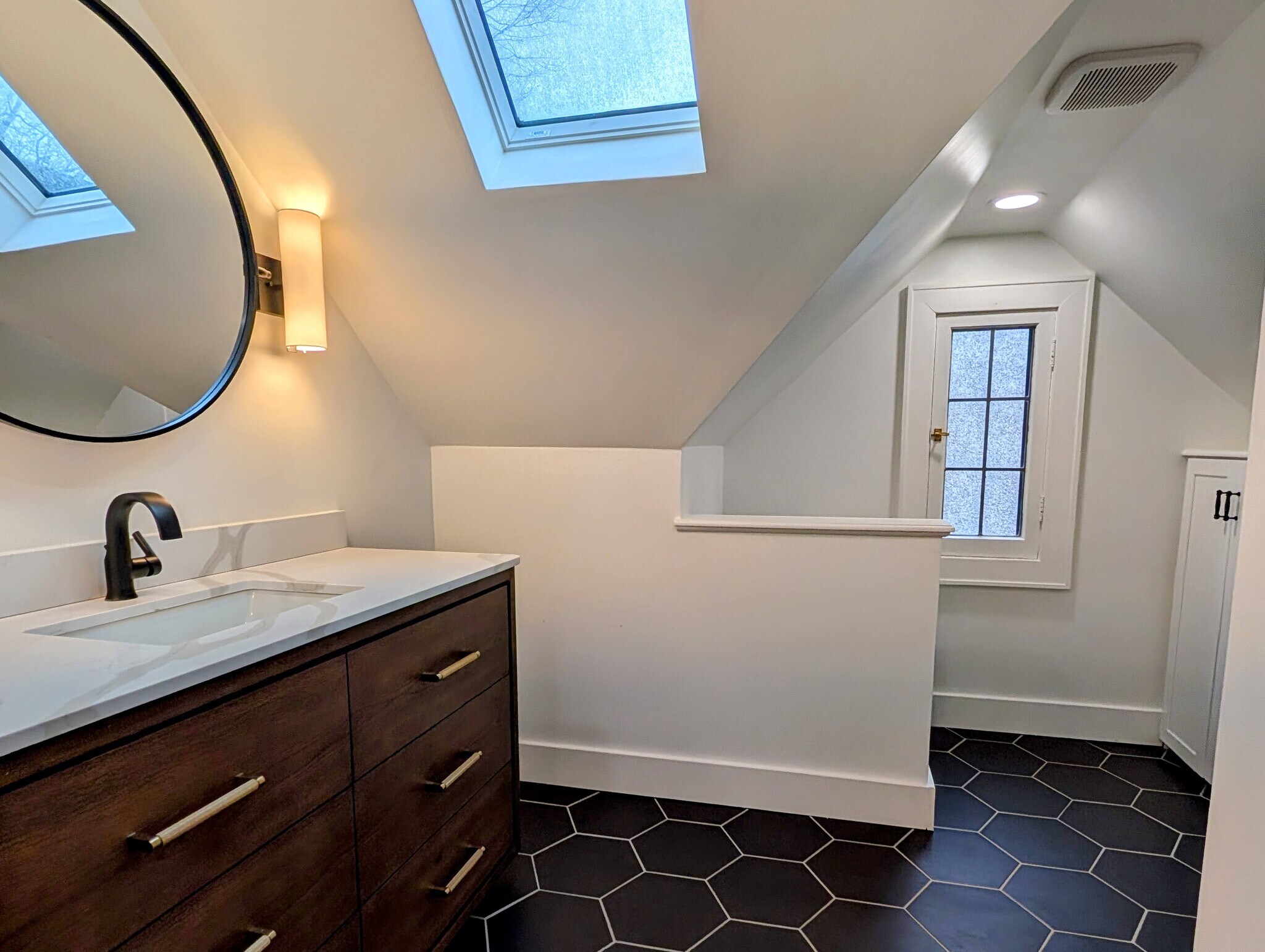 Building Photo - 416 Yarmouth Rd