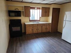 Building Photo - Benjamin st apt#2