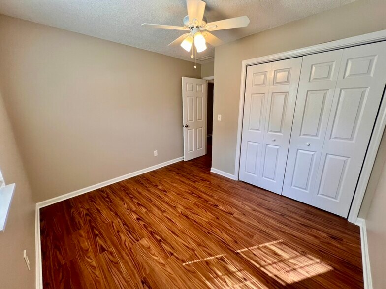 Building Photo - 2614 Dorian Dr.