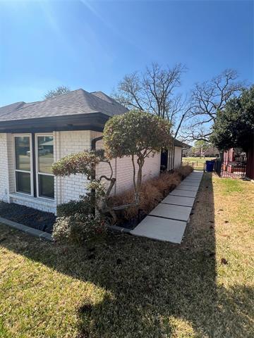 Building Photo - 1007 Kingston Dr