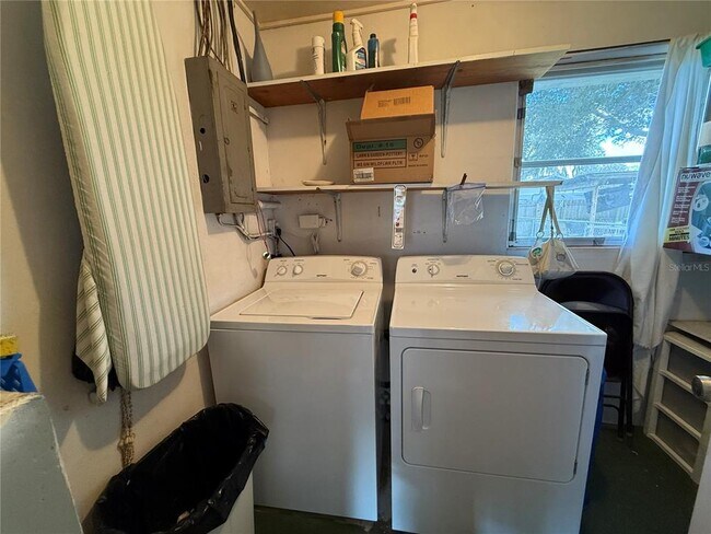 Building Photo - 5854 9th St